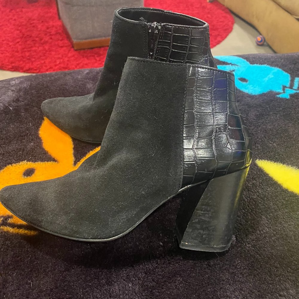 STEVE MADDEN Jagat style leather bootie